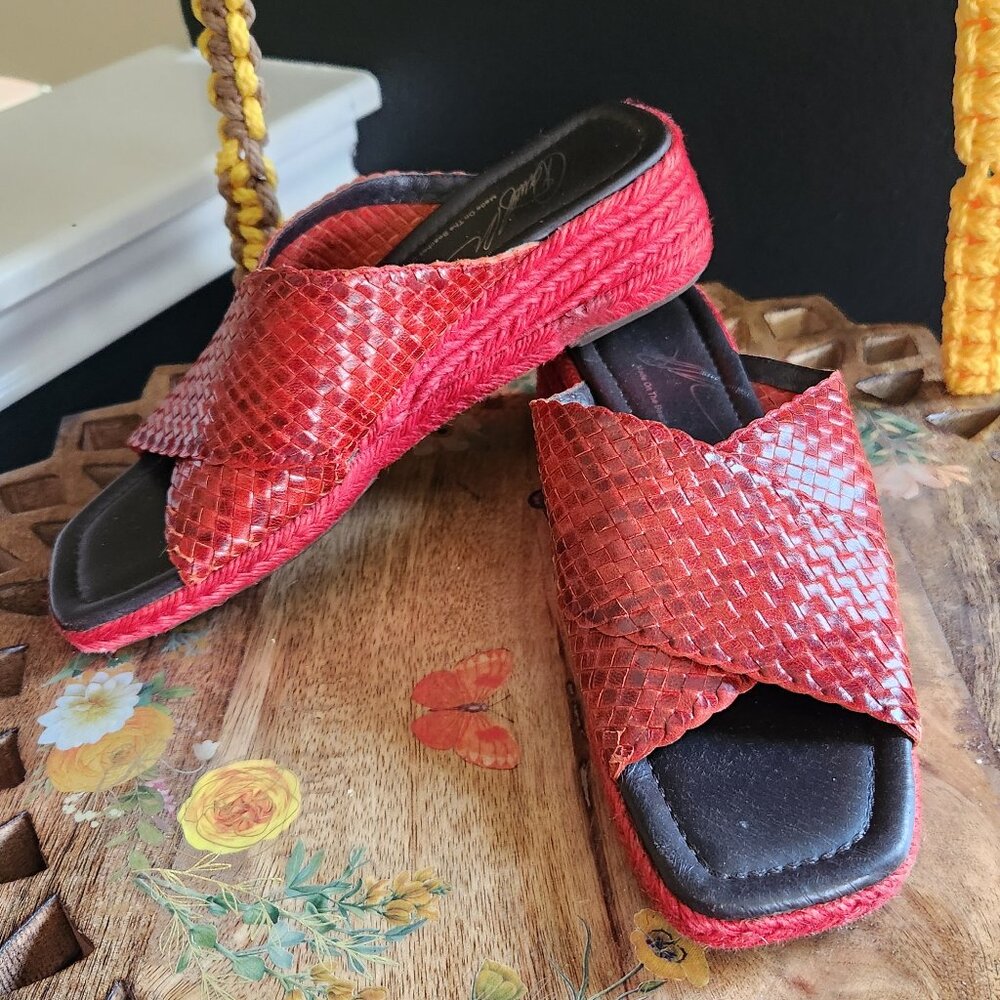 Donald J Pliner Wedge Shoe
